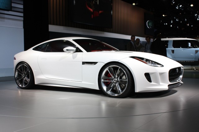 18 Jag C-X16 front